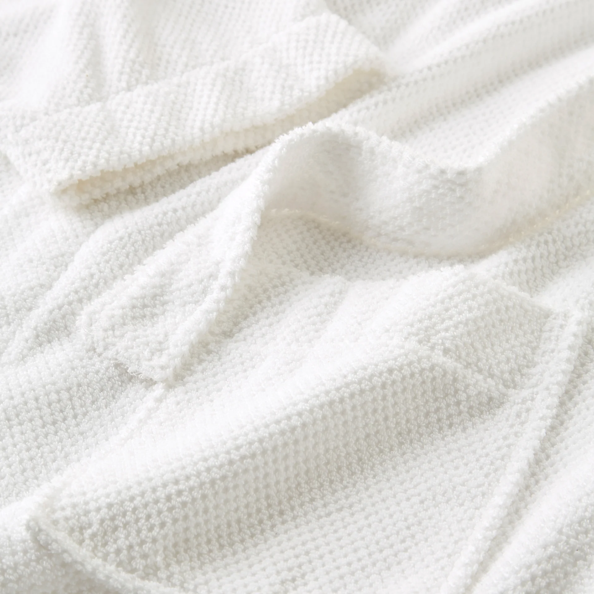 Brixton Hooded Women's Robe - Image 15