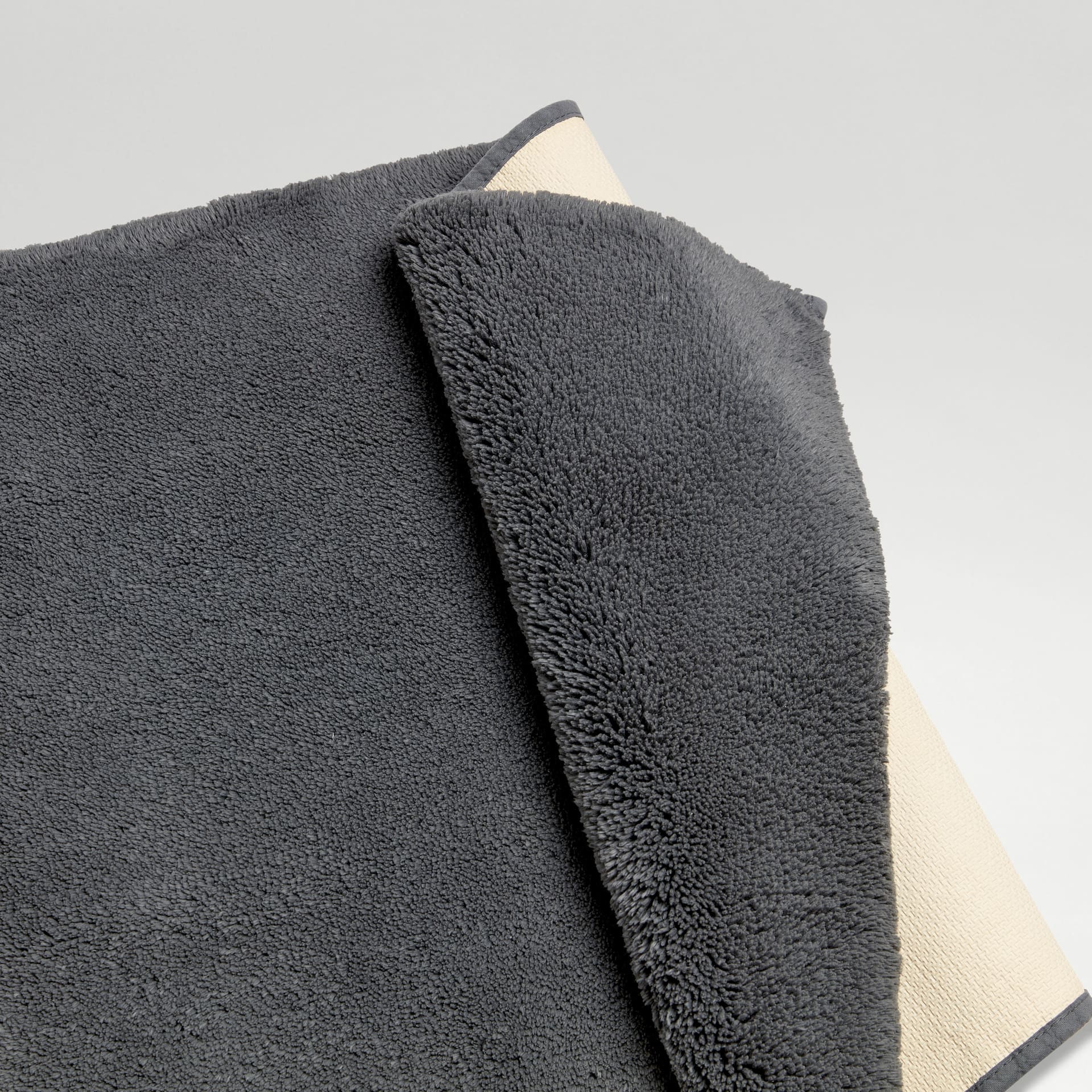 Deep Pile Rug - Image 3