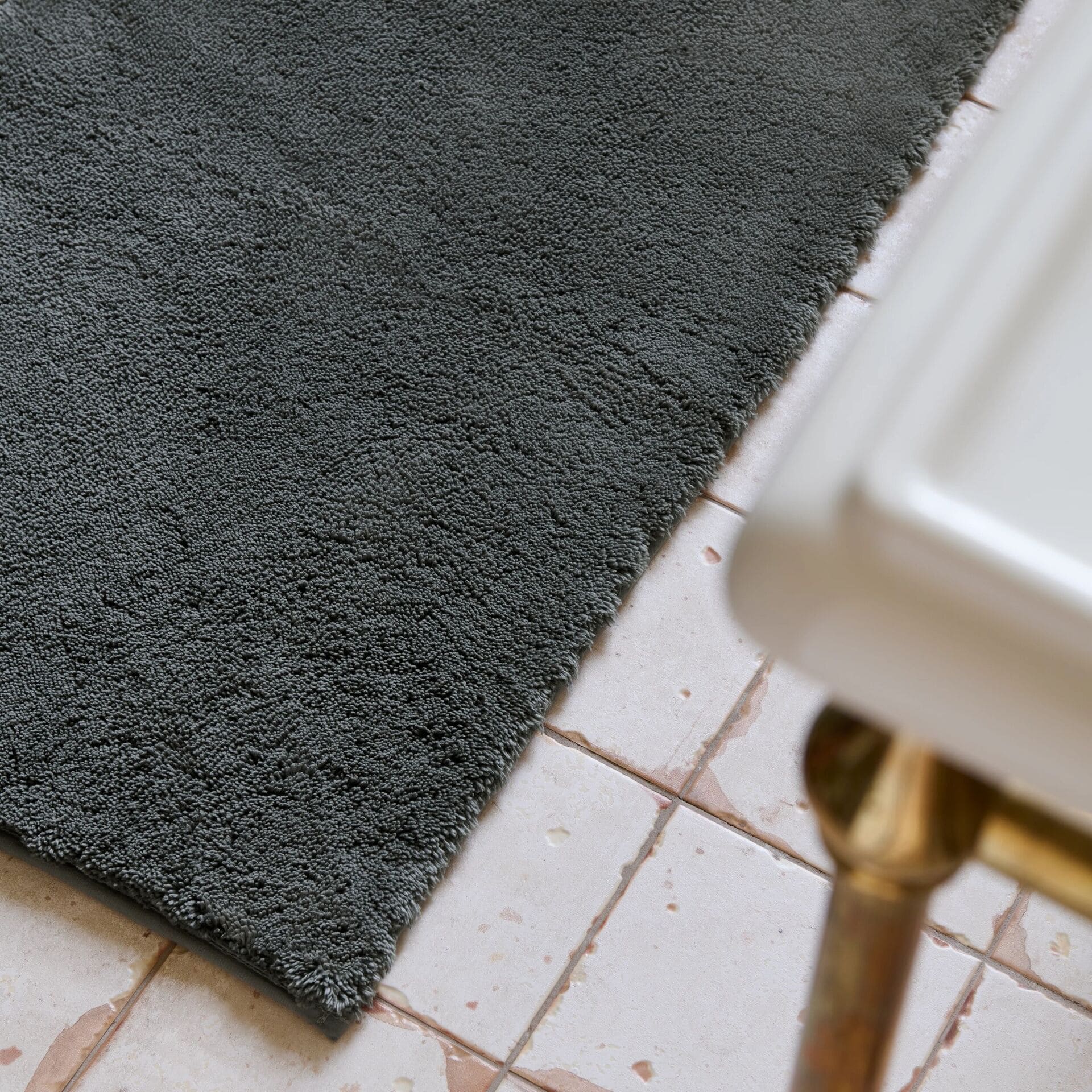 Deep Pile Rug - Image 4