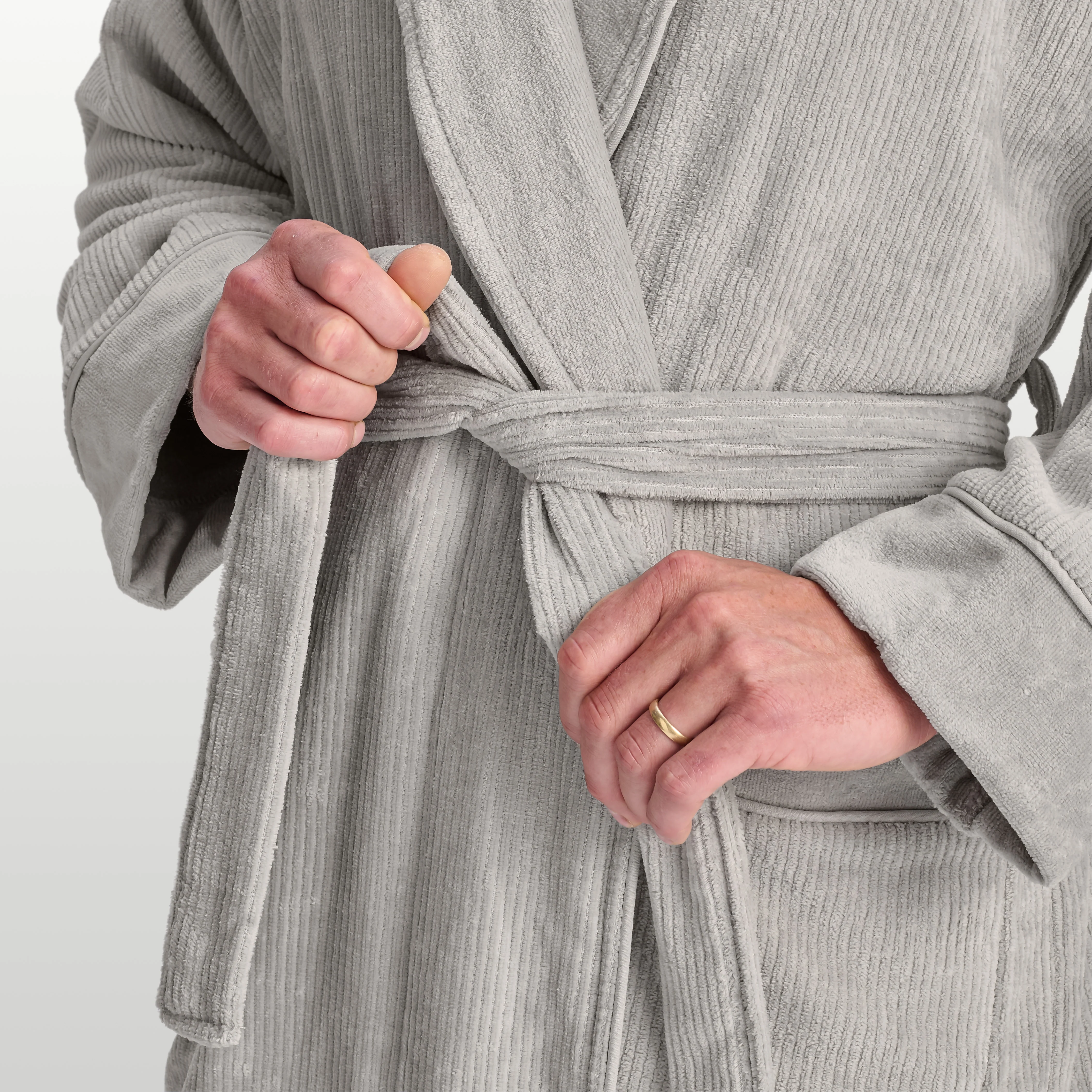 Luxury Egyptian Cotton Men's Robe - Image 10