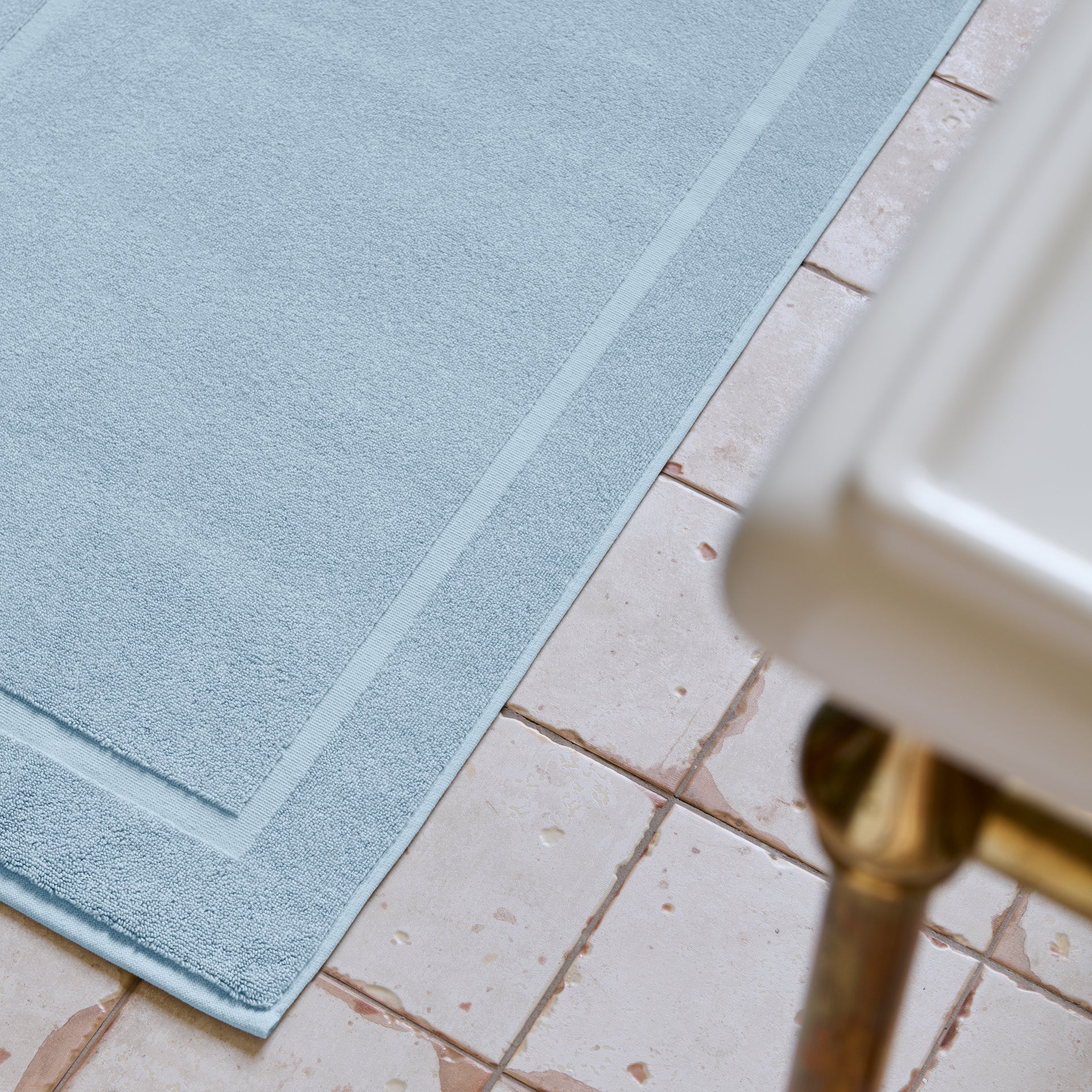 Renaissance Terry Bath Mat - Image 44