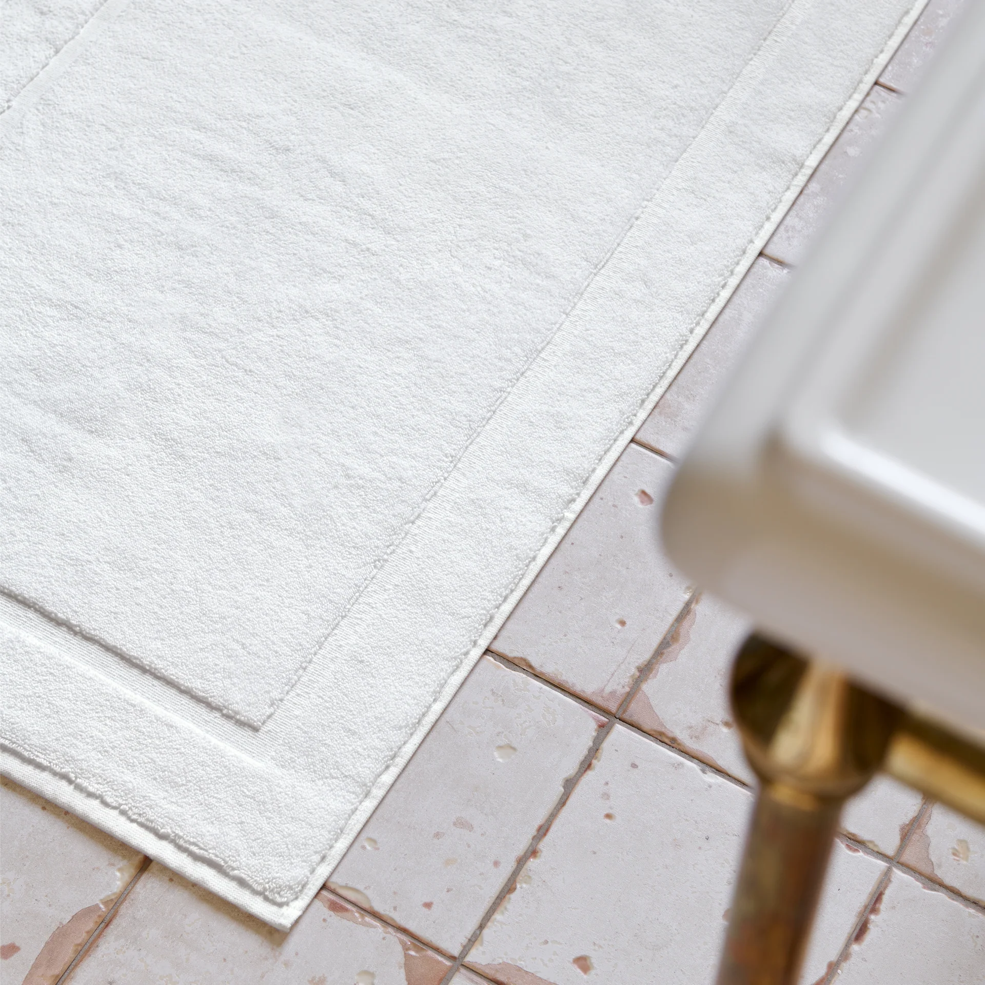 Renaissance Terry Bath Mat - Image 50