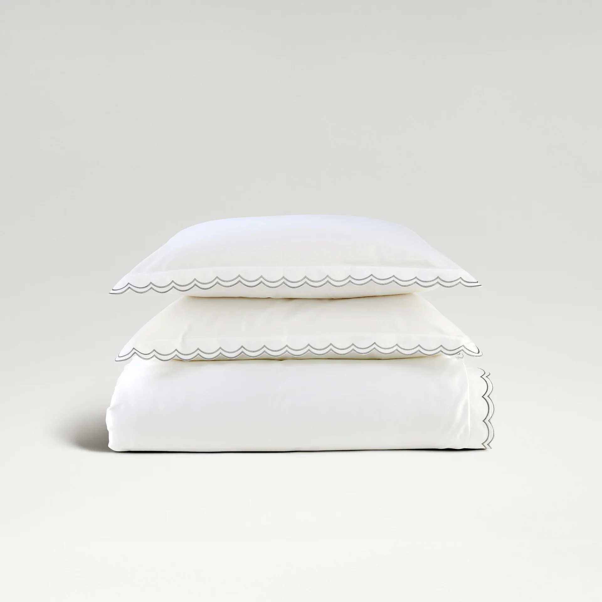 Scallop Edge Duvet Set - Image 10