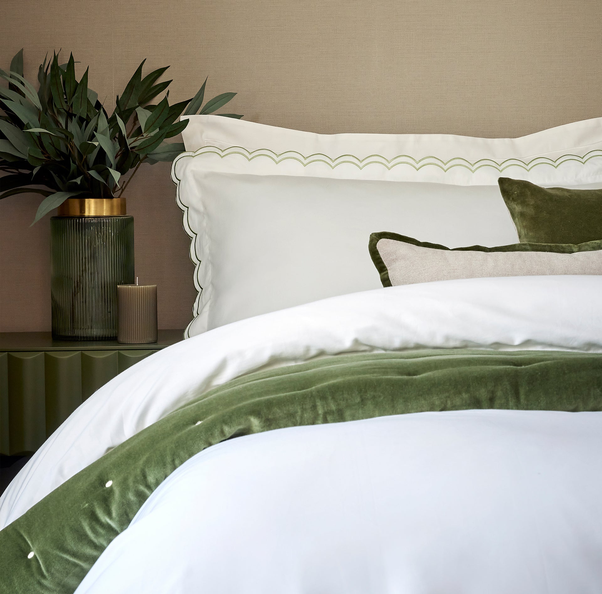 Scallop Edge Duvet Set - Image 17