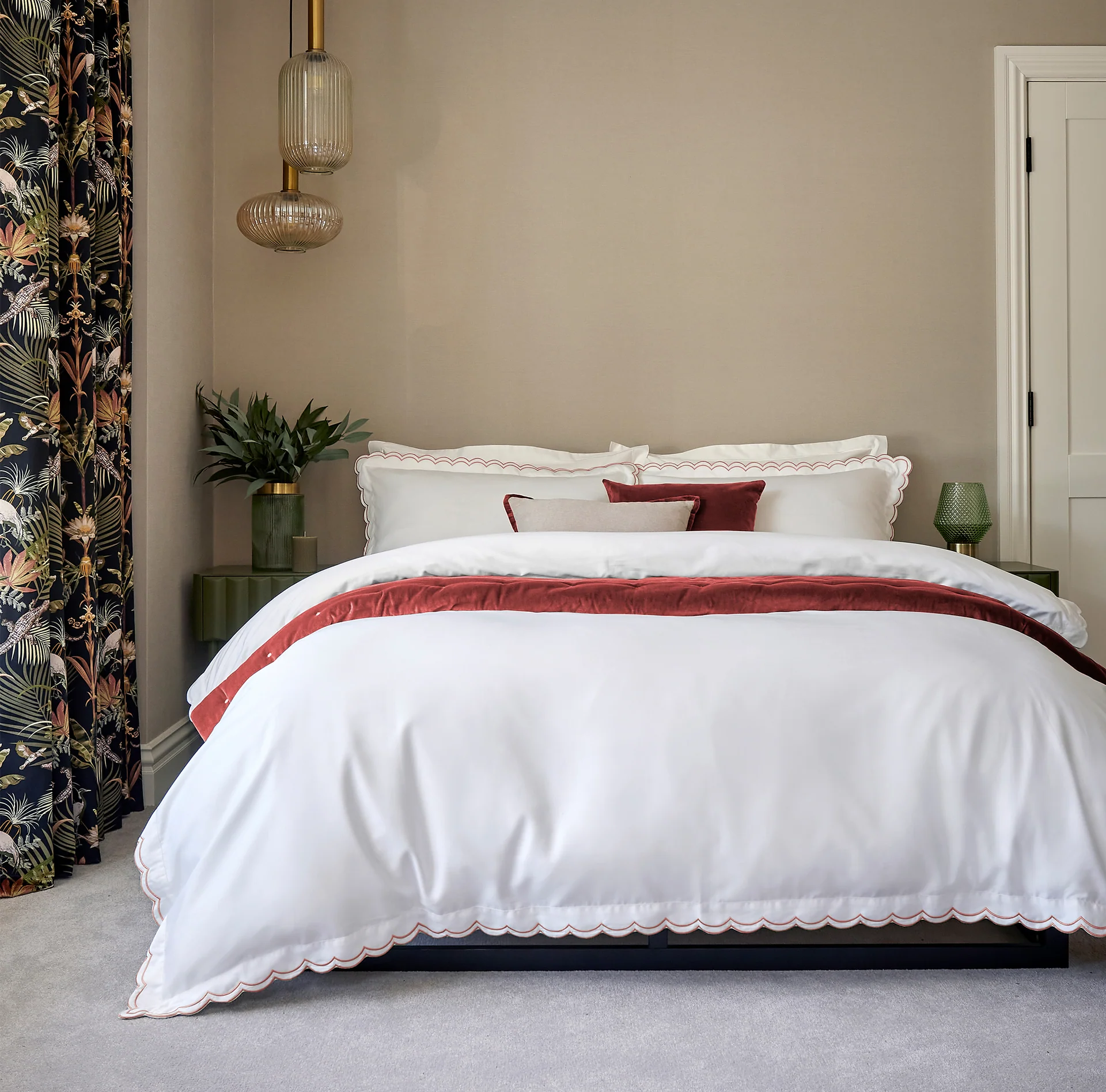 Scallop Edge Duvet Set - Image 3