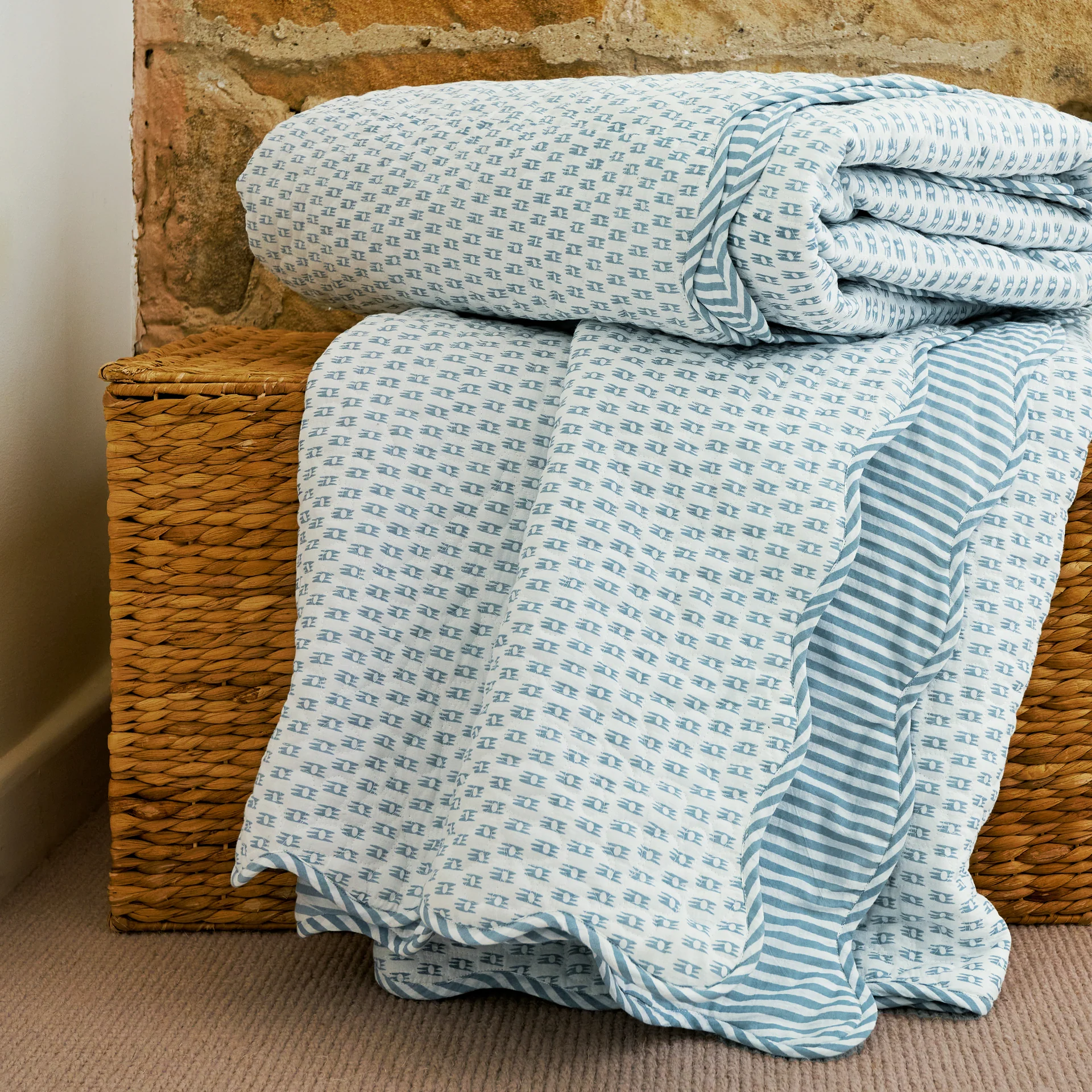 Victoria Bedspread - Image 3